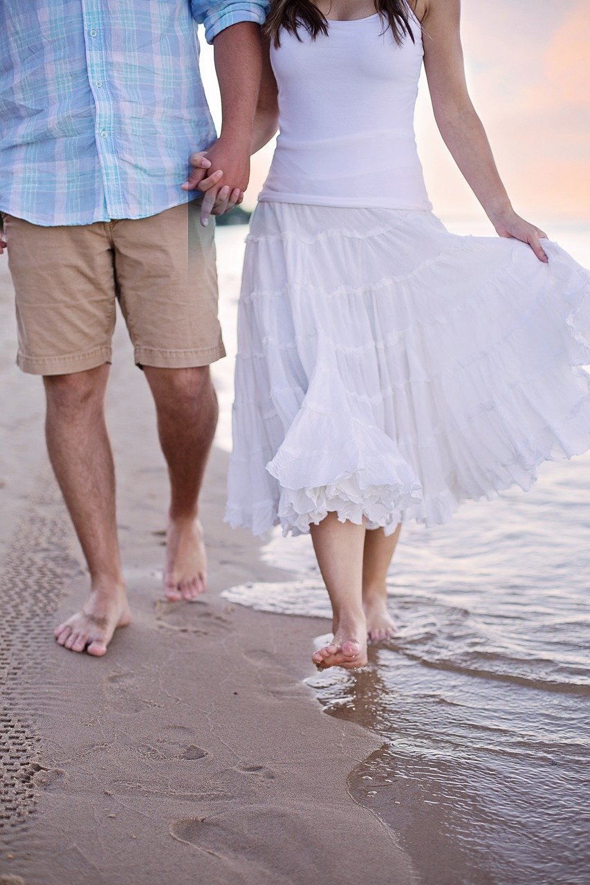 beach, walking, couple, strolling, lovers, walk, ocean, sea, sunset, seaside, summer, relationship, carefree, happy, relaxing, vacation, dating, love, romantic, romance, honeymoon, happiness, couple, dating, dating, honeymoon, honeymoon, honeymoon, honeymoon, nature, honeymoon